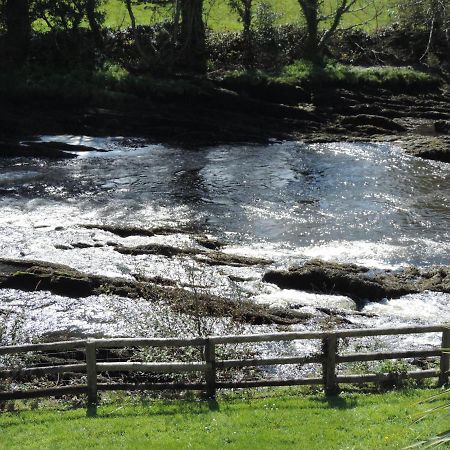 Ouvane Falls Inn Ballylickey Dış mekan fotoğraf